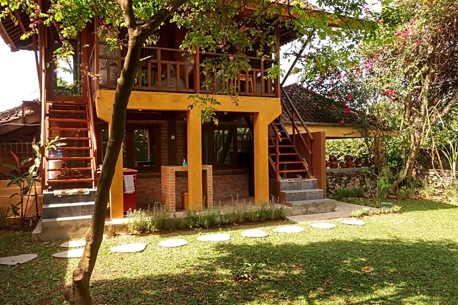 Petit Tree – Seminyak, CO