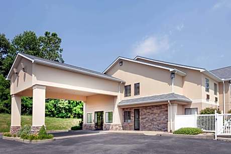 Ramada by Wyndham Tell City