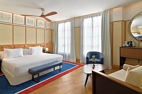 Deluxe Double Room (3 Adults)