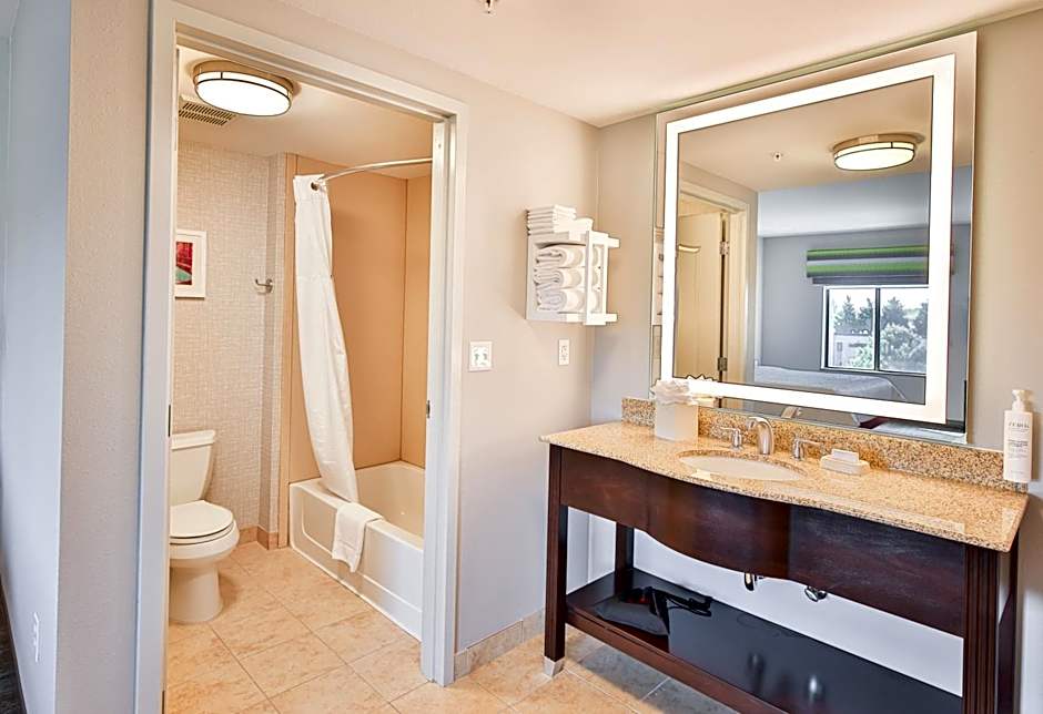 Hampton Inn By Hilton And Suites Seattle Kent