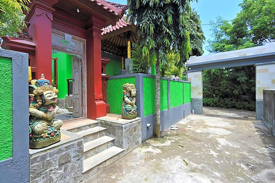 Lembongan Hostel