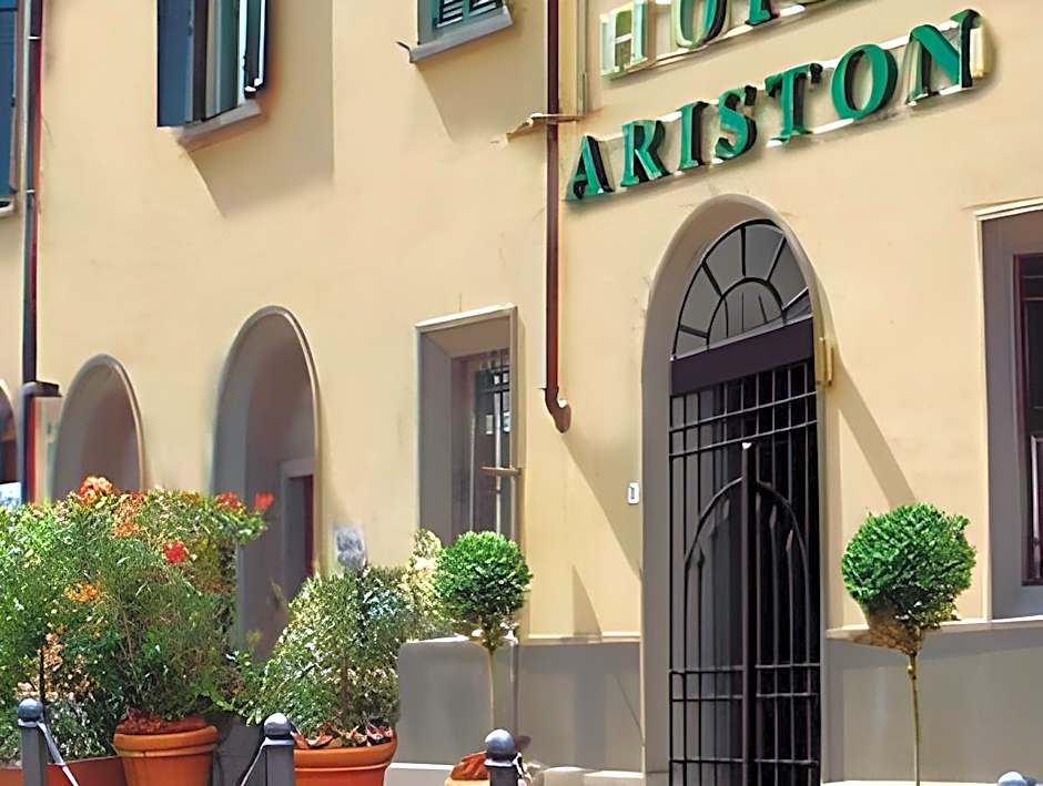 Hotel Ariston
