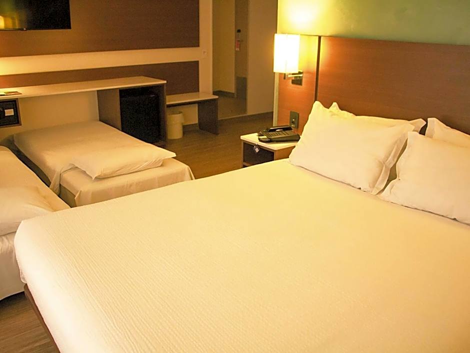 ibis Styles Curitiba Airport