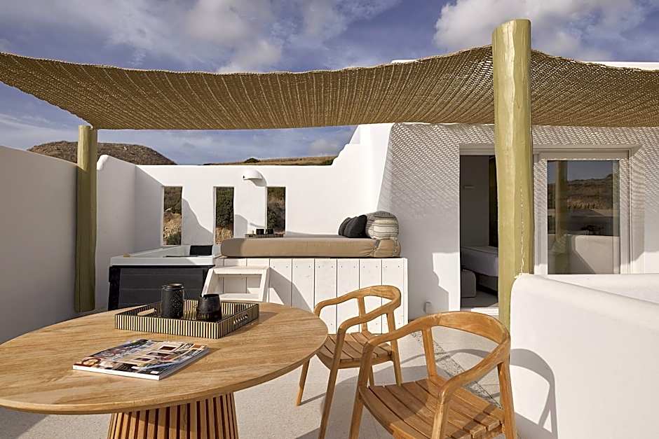 Artemis Deluxe Rooms