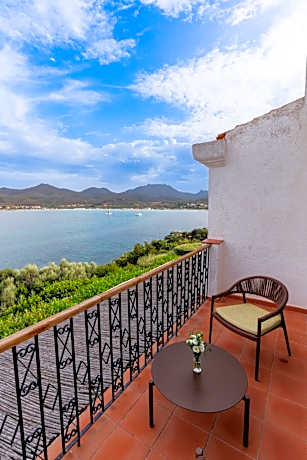 Junior Suite with Sea View (2 Adults)