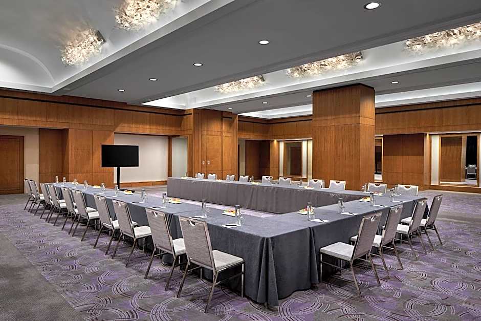 The Opus Westchester, Autograph Collection