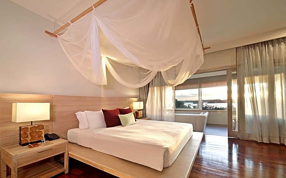 Photo 1 of 3 of Ocean Chalet