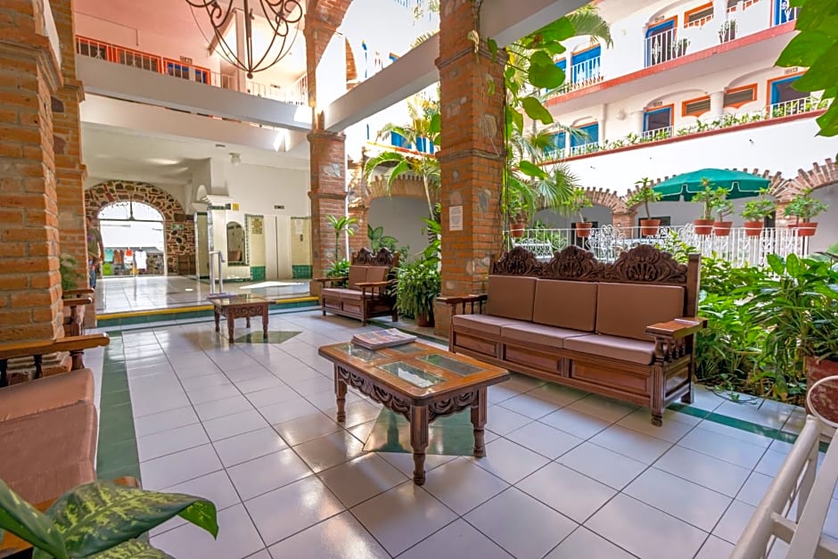 Hotel Encino