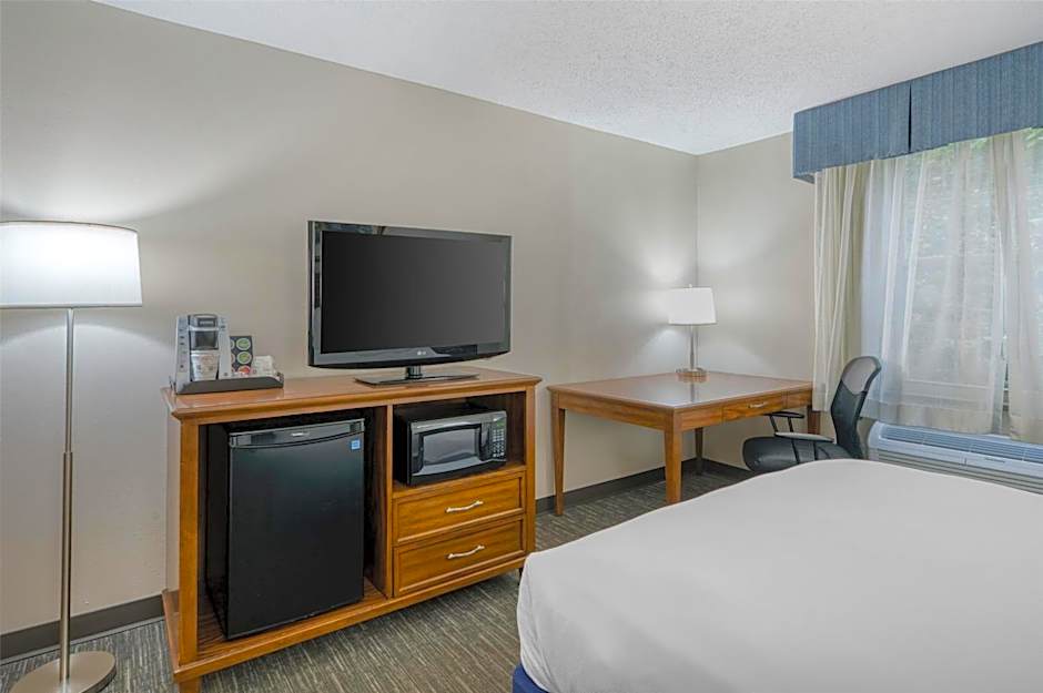 SureStay Plus Hotel by Best Western Elizabethtown Hershey