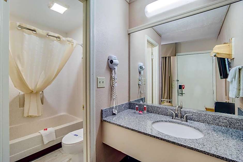Econo Lodge Walterboro I-95