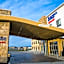Fairfield Inn & Suites by Marriott Lincoln Southeast