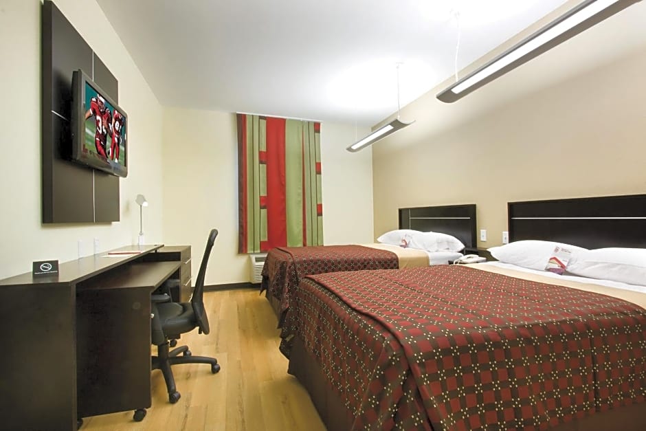 Red Roof Inn & Suites Beaumont