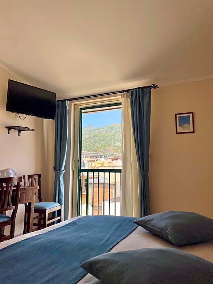 Casa Famiani Bed & Breakfast