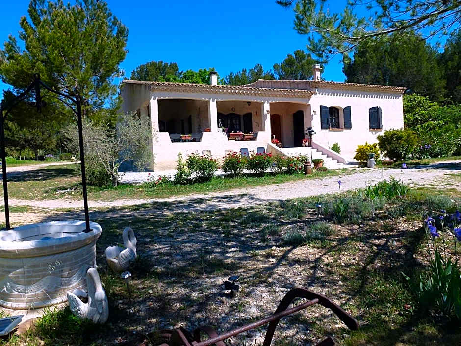 Chambre d'hôtes La Pinede