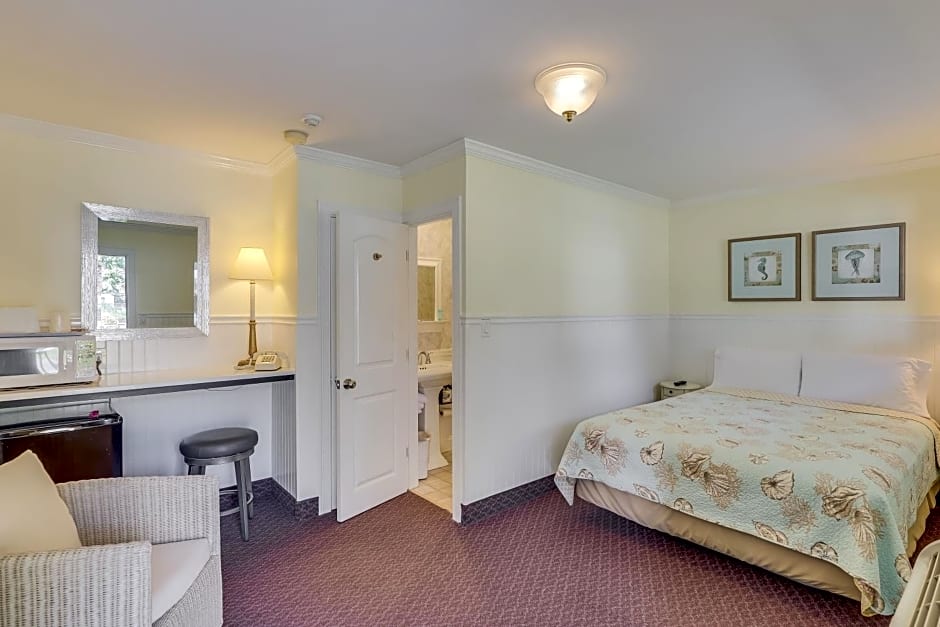 Falmouth Heights Motor Lodge