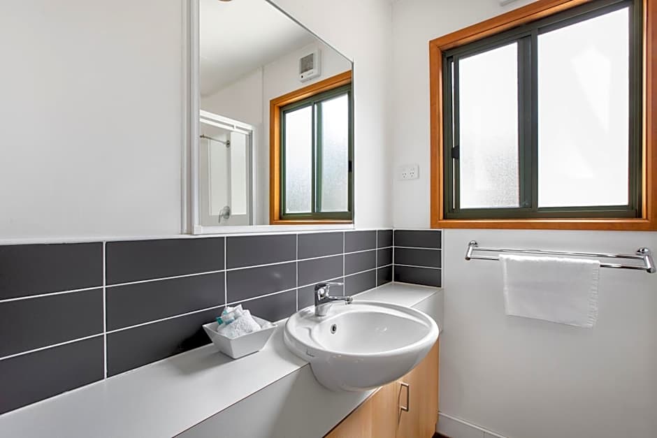 Breeze Holiday Parks - Halls Gap