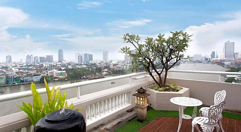 Ramada Plaza by Wyndham Bangkok Menam Riverside