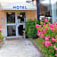 Hotel Restaurant Les Jardins D'Epone