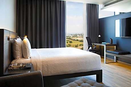Large King Room