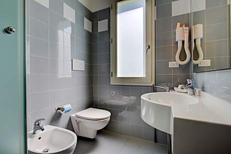 Quadruple Room with Sea View