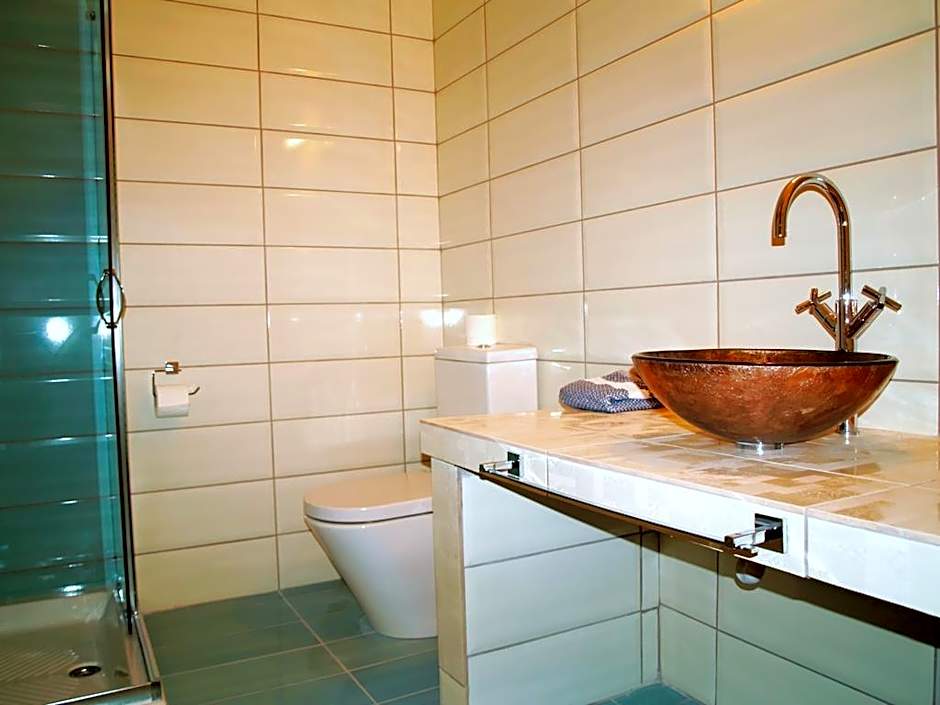 Maranton Beach Hotel