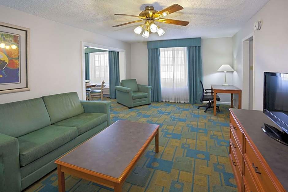 La Quinta Inn by Wyndham Omaha West