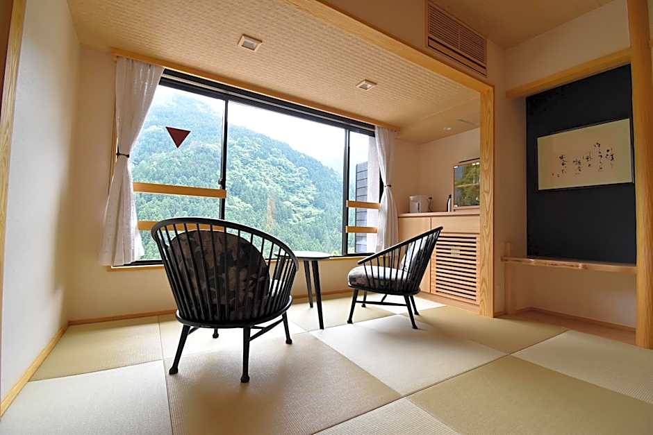 Iya Onsen Hotel Kazurabashi