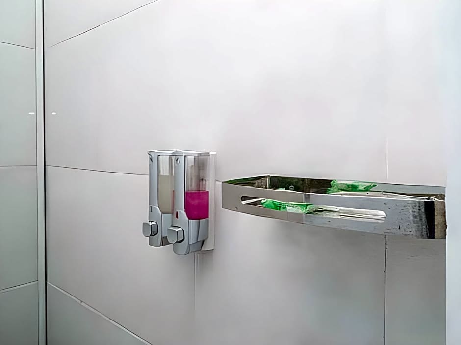 Urbanview Hotel Sky Batu Malang by RedDoorz