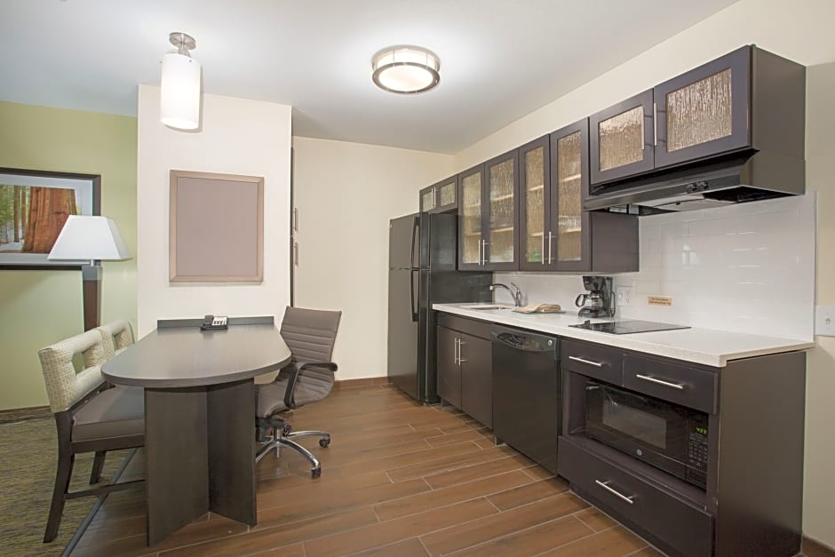 Candlewood Suites Longmont, an IHG Hotel