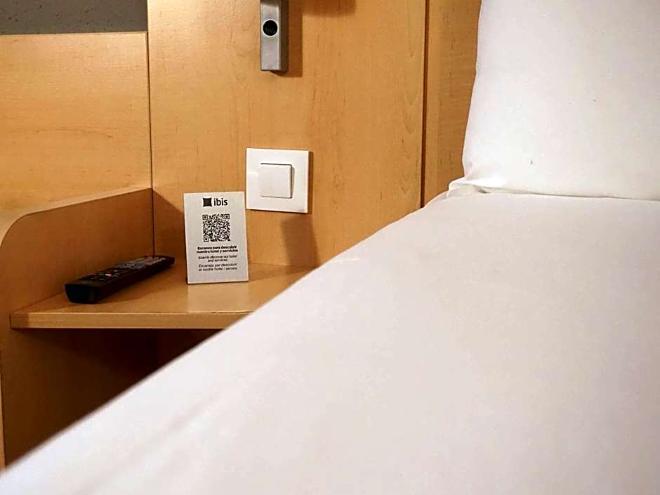 Ibis Girona
