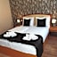 Six Inn Hotel