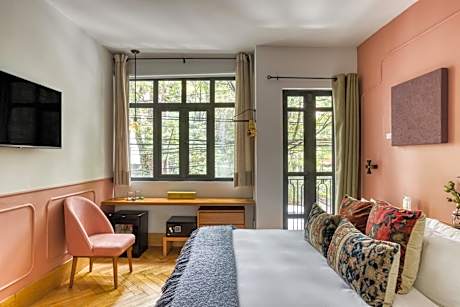Deluxe Double Room with Balcony