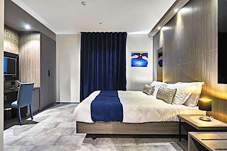 Double or Twin Room with Balcony