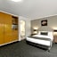 Mt Ommaney Hotel Apartments