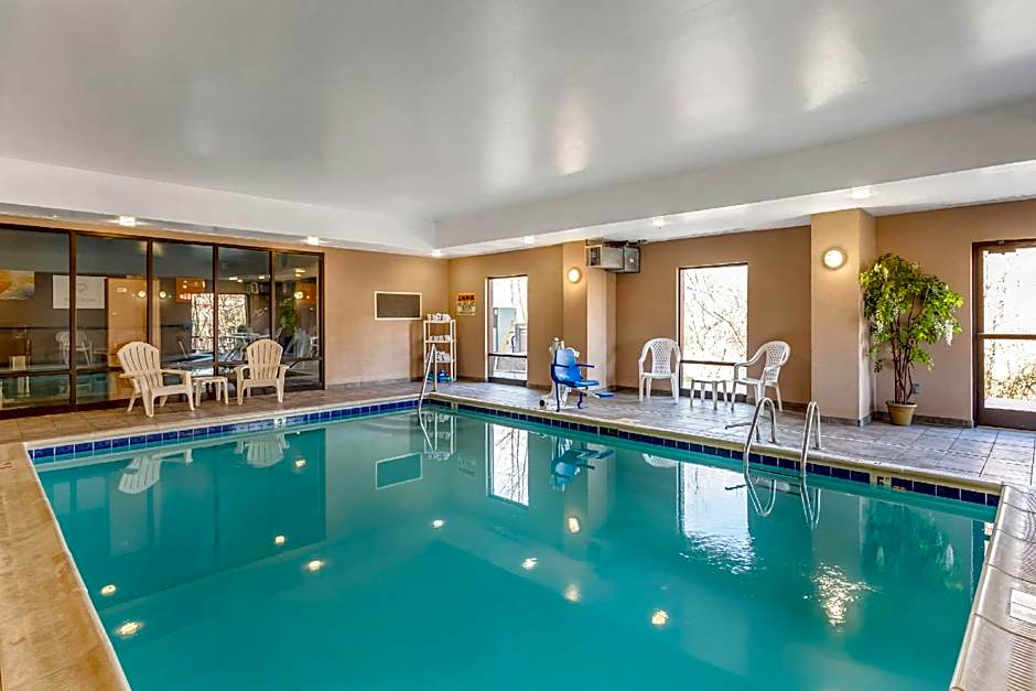 Comfort Suites South Point - Huntington