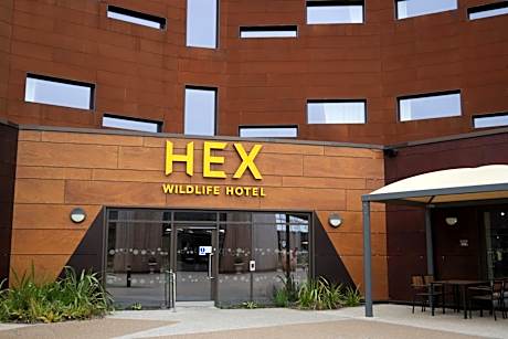 Hex Wildlife Hotel at Yorkshire Wildlife Park