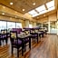 Sumitel Hotel 500 meters from Mall Road