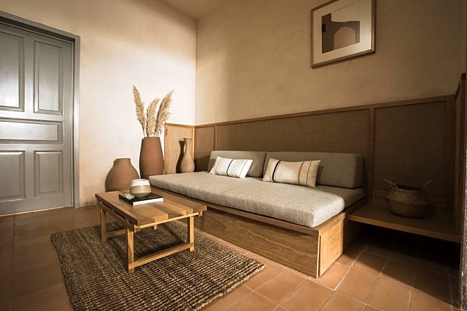 Casa Montore by Barrio Mexico