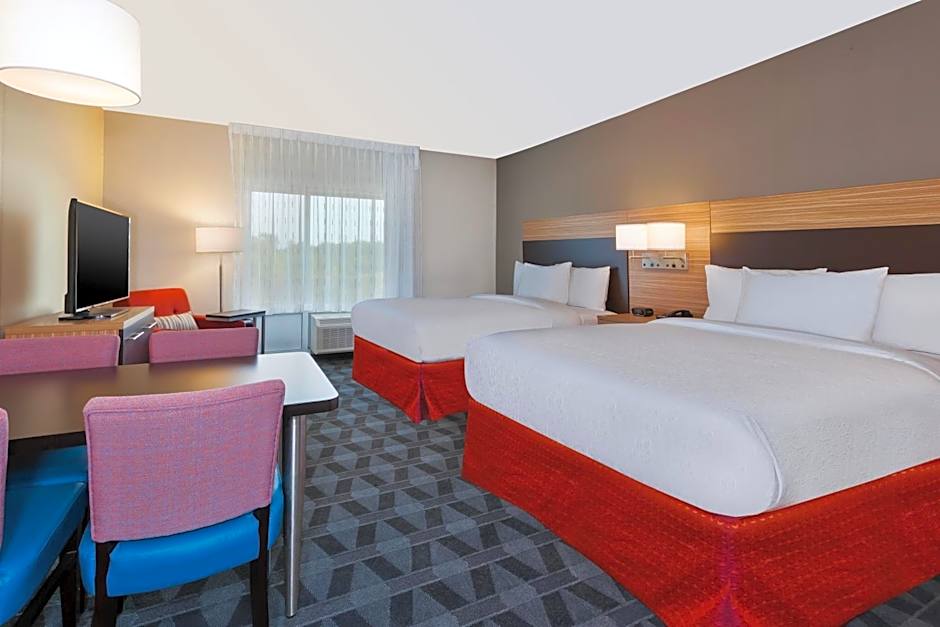 TownePlace Suites by Marriott Grand Rapids Airport Southeast