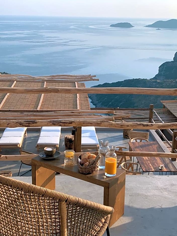 Aletri Swim Up Boutique Hotel