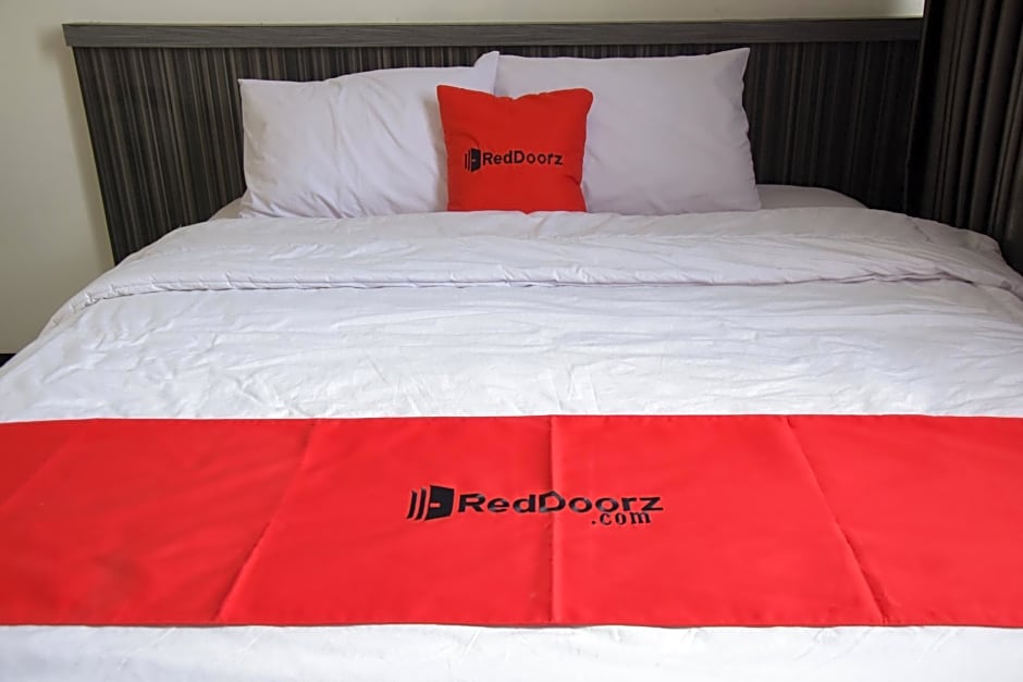RedDoorz near GOR Satria Purwokerto