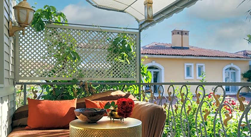 La Capria Suite Hotel