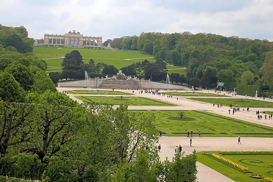 Austria Trend Schloss Schoenbrunn Grand Suite