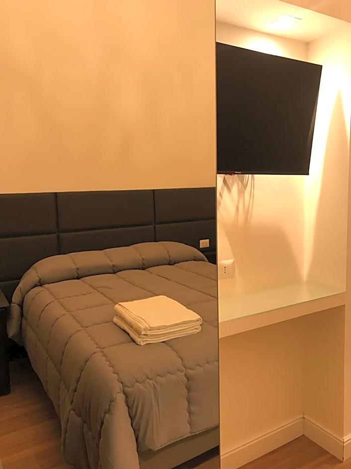 Motta Palace Apartments & Rooms