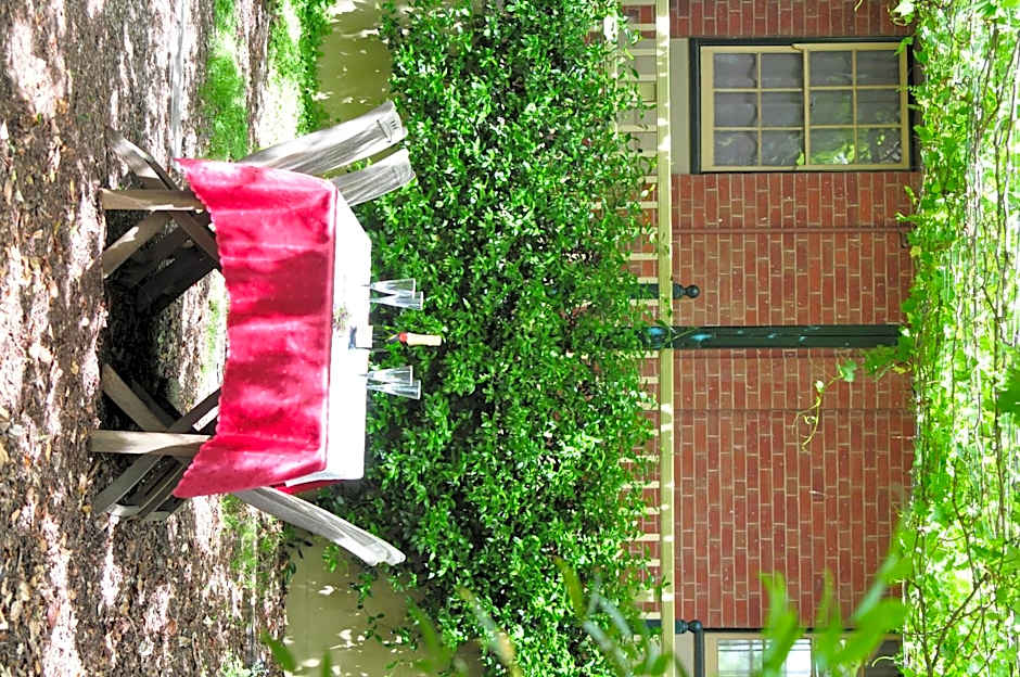 Holmhurst Guest House