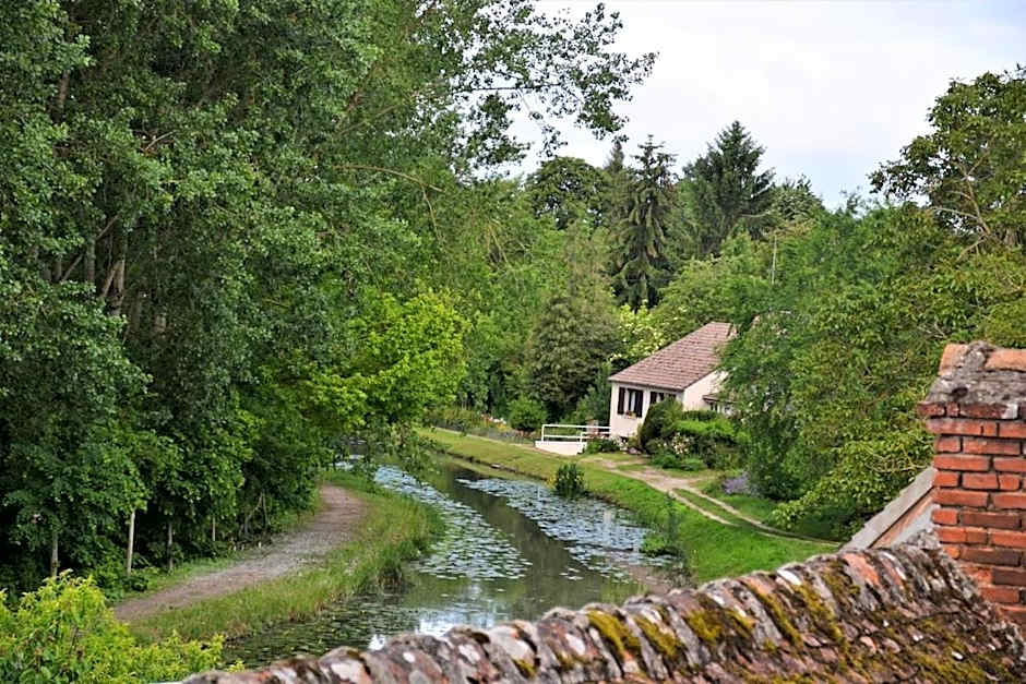 Photo 1 of 29 of Chambres d'hôtes Châtres-Sur-Cher
