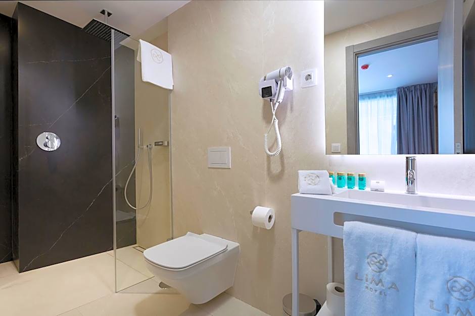 Hotel Lima - Adults Recommended