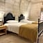 EVANTHIA CAVE SUITES