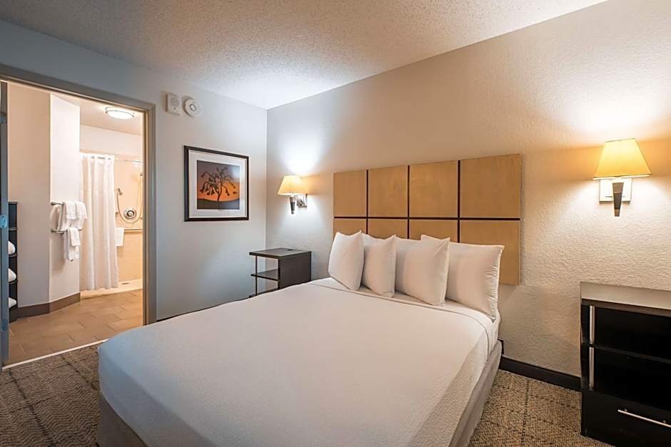 Sonesta Simply Suites Dallas Richardson