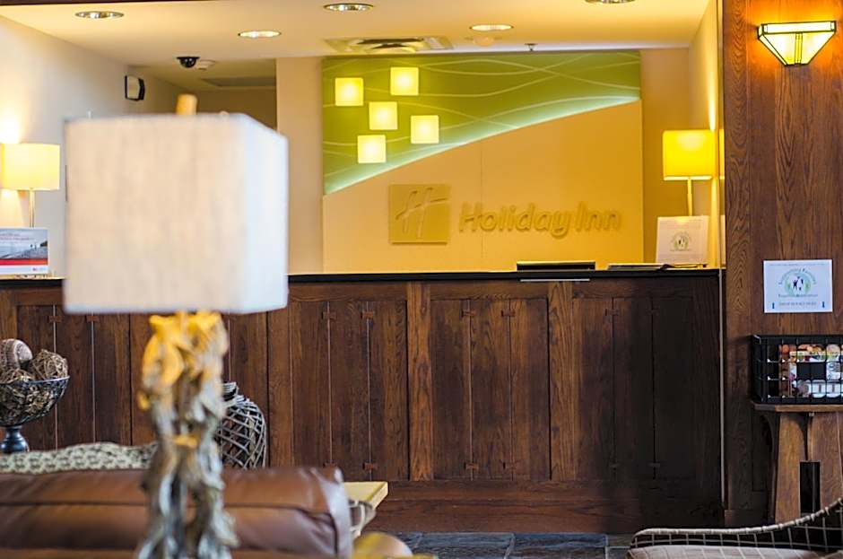 Holiday Inn Hotel Pewaukee-Milwaukee West By IHG